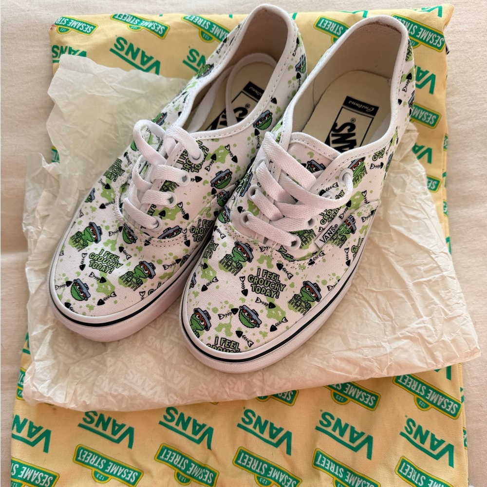 Vans X Sesame Street Grouchy Collection